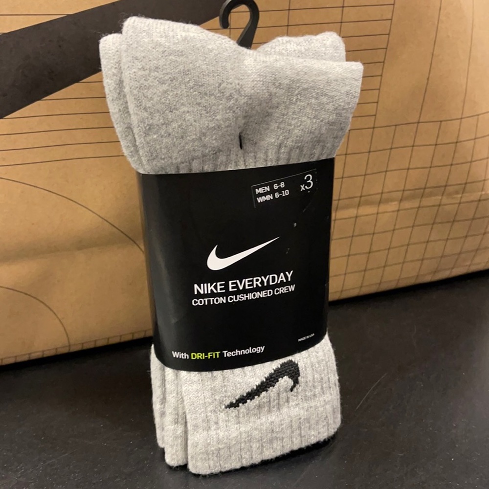 3 pairs set Nike Socks Everyday Cushioned Crew - Picture 10 of 16